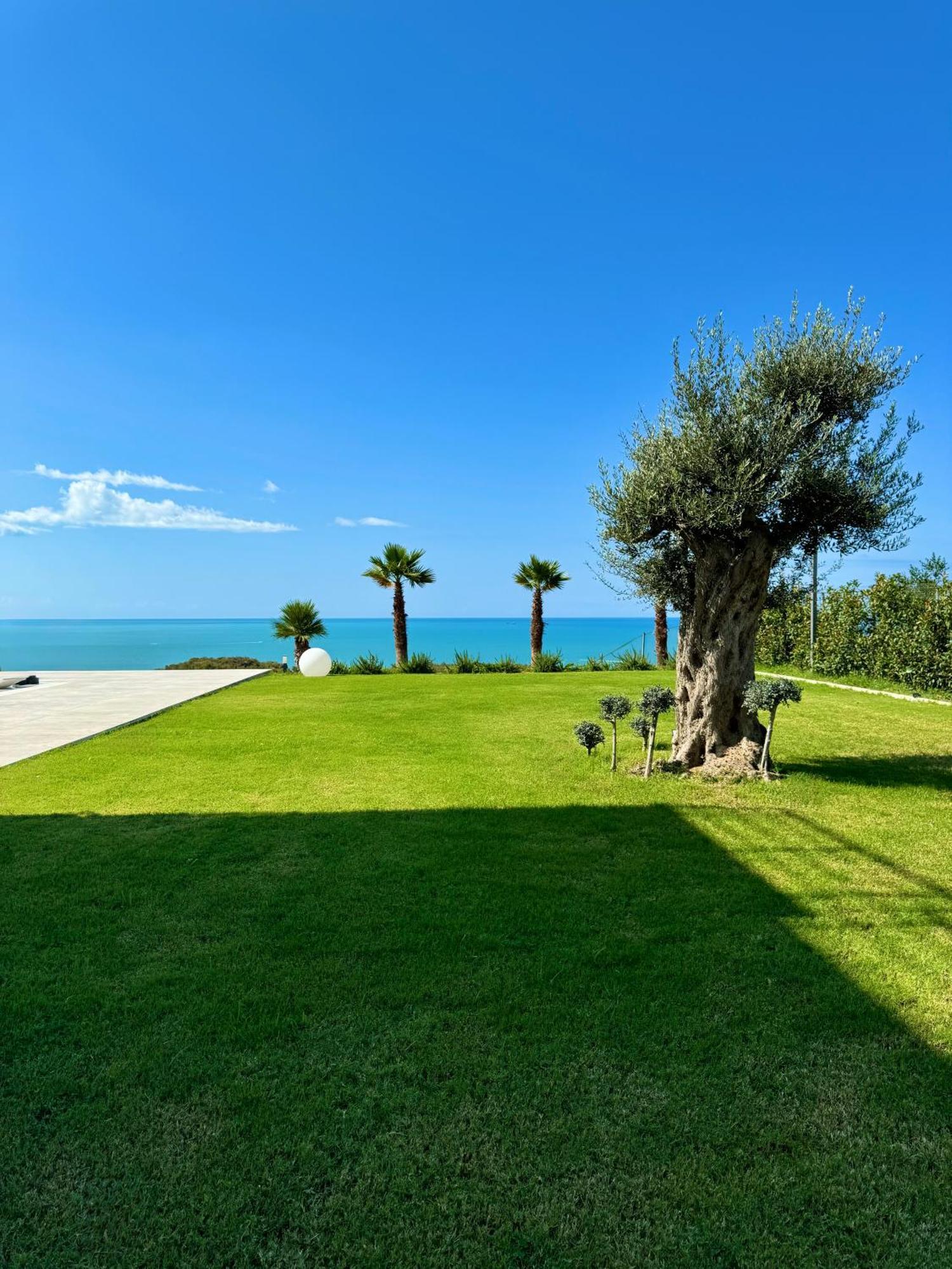 Villa Esmi Durres Kryemëdhej Exterior foto