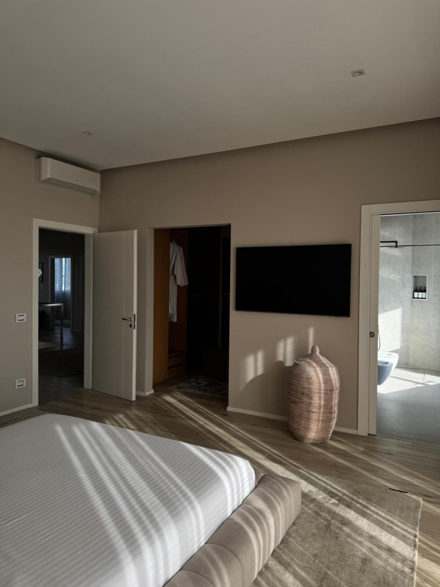 Villa Esmi Durres Kryemëdhej Exterior foto